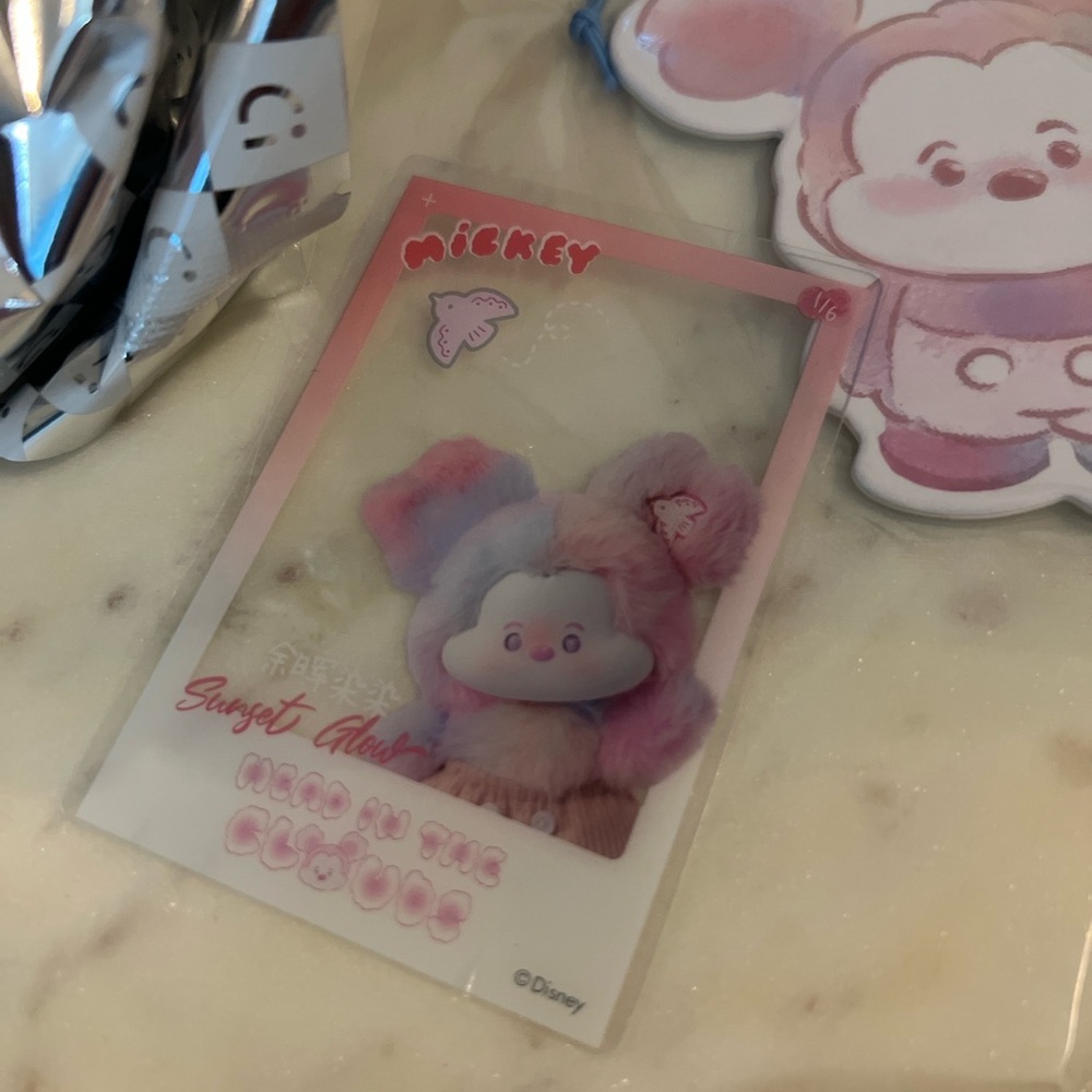Disney “Sunset Glow” by Miniso Head in the Clouds- PINK Mickey Figure - Picture 8 of 9